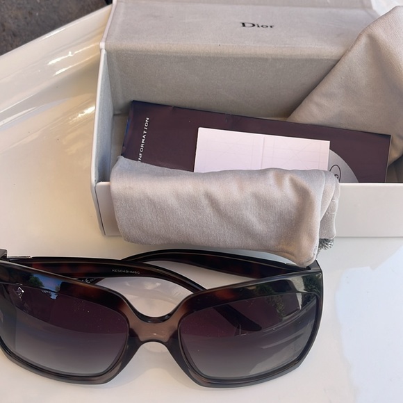 DIOR SUNGLASSES - Picture 12 of 12